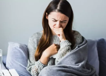 السعال .. لماذا يكون أكثر حدة في الليل ؟