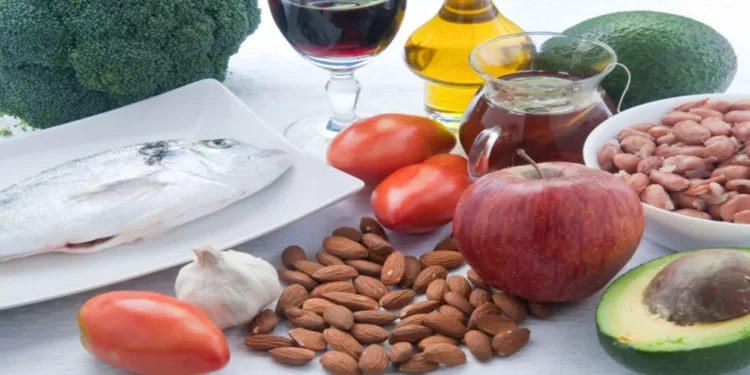 طرق خفض الكوليسترول بدون أدوية.. 10 خطوات بسيطة لدعم صحة القلب 1 طرق خفض الكوليسترول بدون أدوية