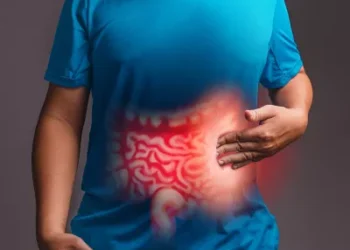 علاج القولون العصبي عند النساء.. بدائل صحية وآمنة